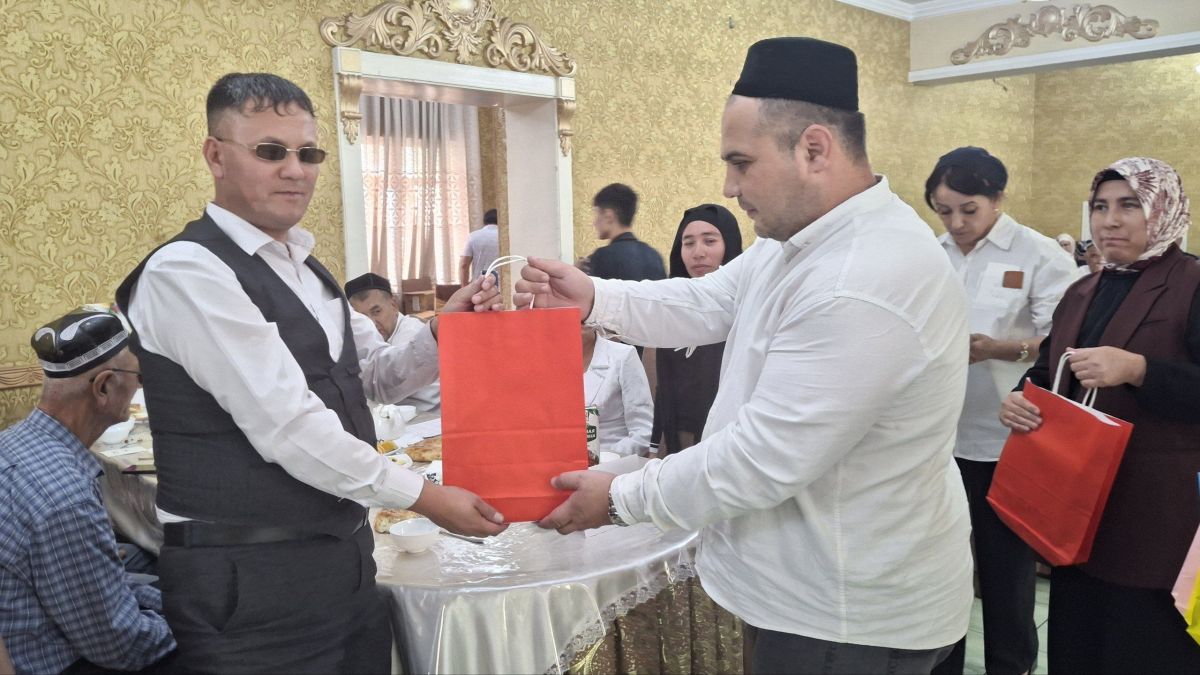 AYYOMINGIZ MUBORAK BO‘LSIN, USTOZLAR!