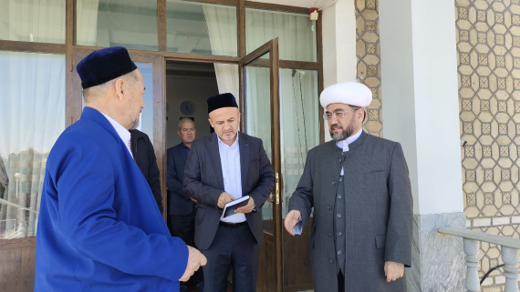 МУФТИЙ ҲАЗРАТ “ВАҚФ” ФОНДИ МЕҲМОНХОНАСИ ФАОЛИЯТИ БИЛАН ТАНИШДИЛАР