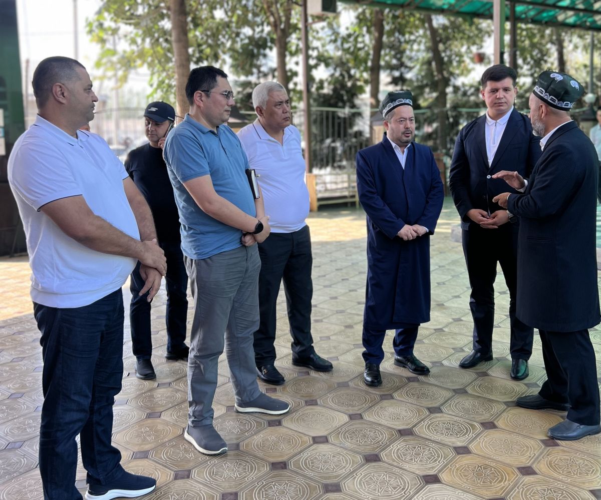 INSONGA E’TIBOR VA XALQQA YAQINLIK YO‘LIDA AMALIY TADBIRLAR